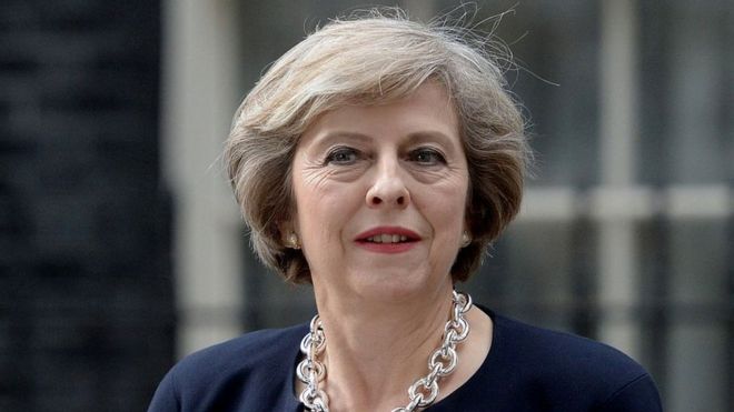 Консервативная партия Терезы Мэй не смогла набрать 326 мест в парламенте - премьер Британии потеряет абсолютное большинство - BBC