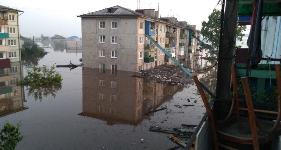 Наводнение в Иркутской области превратилась в катастрофу: россияне не могут поверить в увиденное на видео
