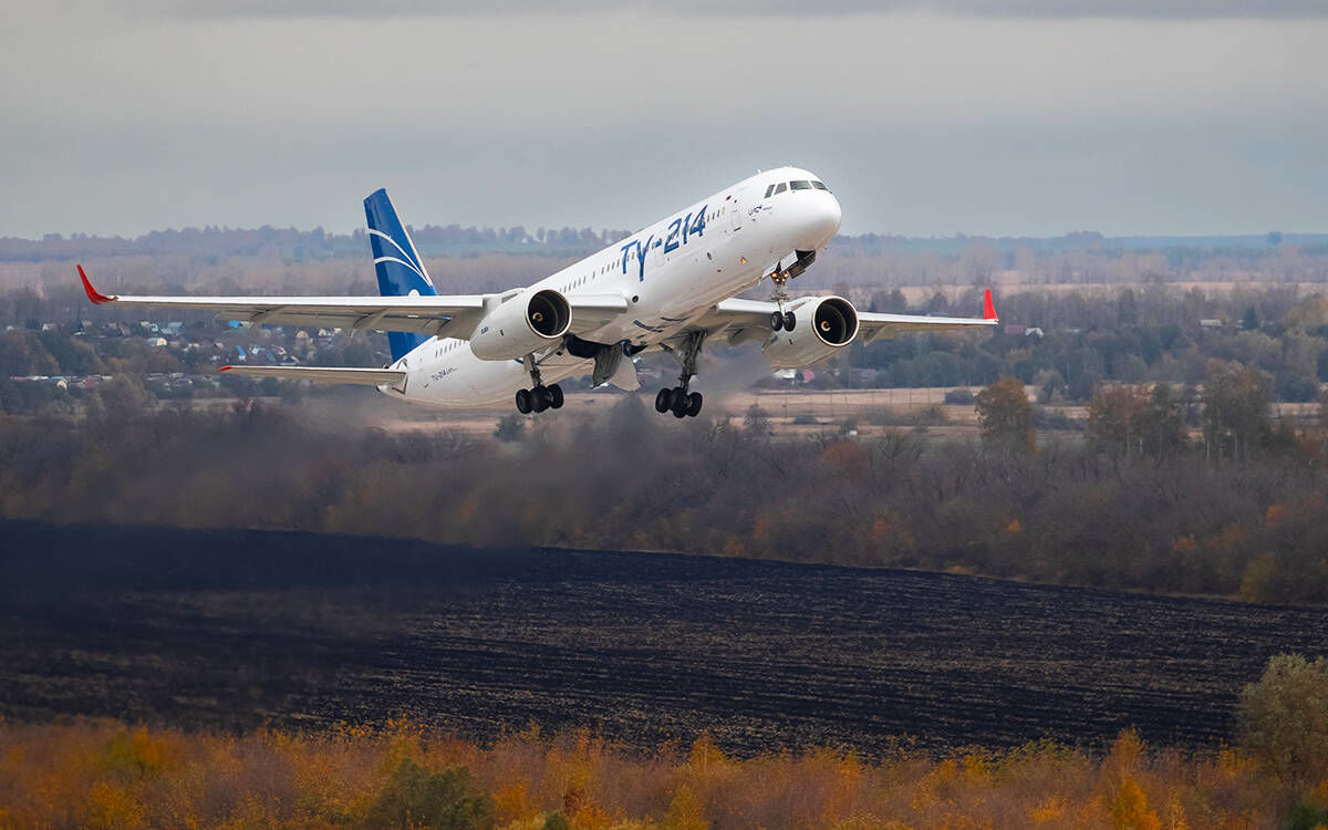 "Ростех" провалом с Ту-214 обнулил обещание Чемезова конкурировать с Boeing и Airbus