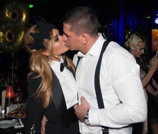 Ведущая проекта "Дом-2" выходит замуж 5 сентября