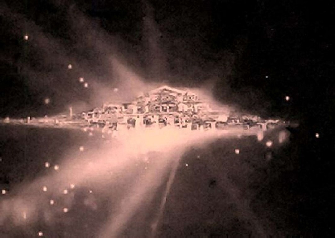 Космический телескоп NASA обнаружил обитель Бога - рукотворный город, парящий в космосе, - кадры