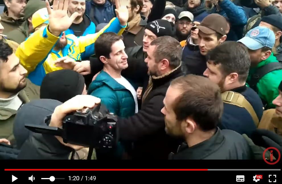 Нападение на Шкиряка в Киеве: советник Авакова назвал причину конфликта и фамилии двух "заказчиков" - кадры