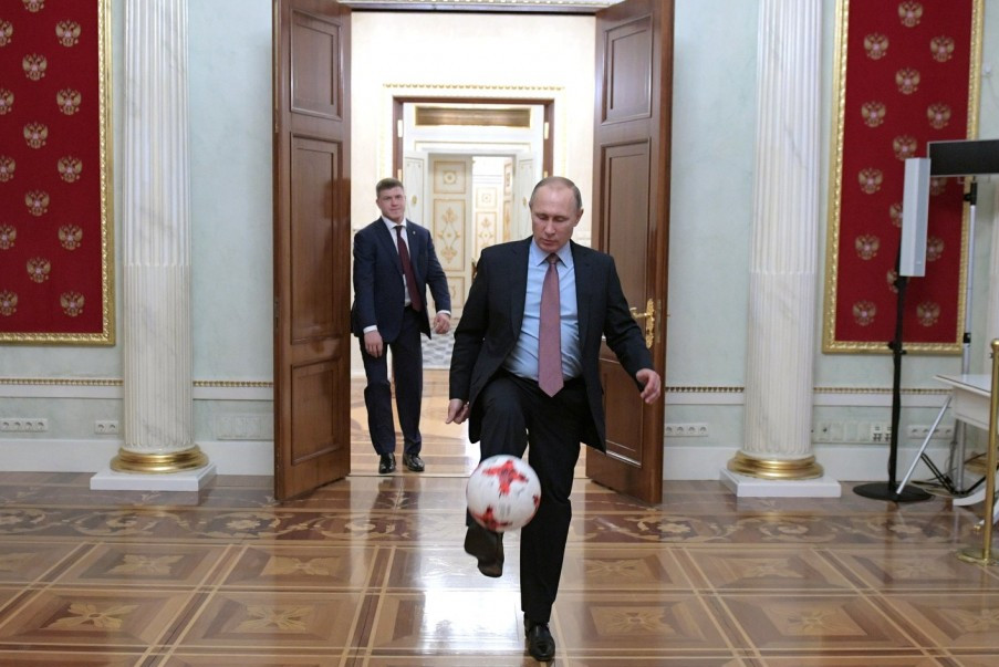 Путин не ждет победы: российский лидер внезапно передумал ехать на матч РФ - Испания на ЧМ - 2018