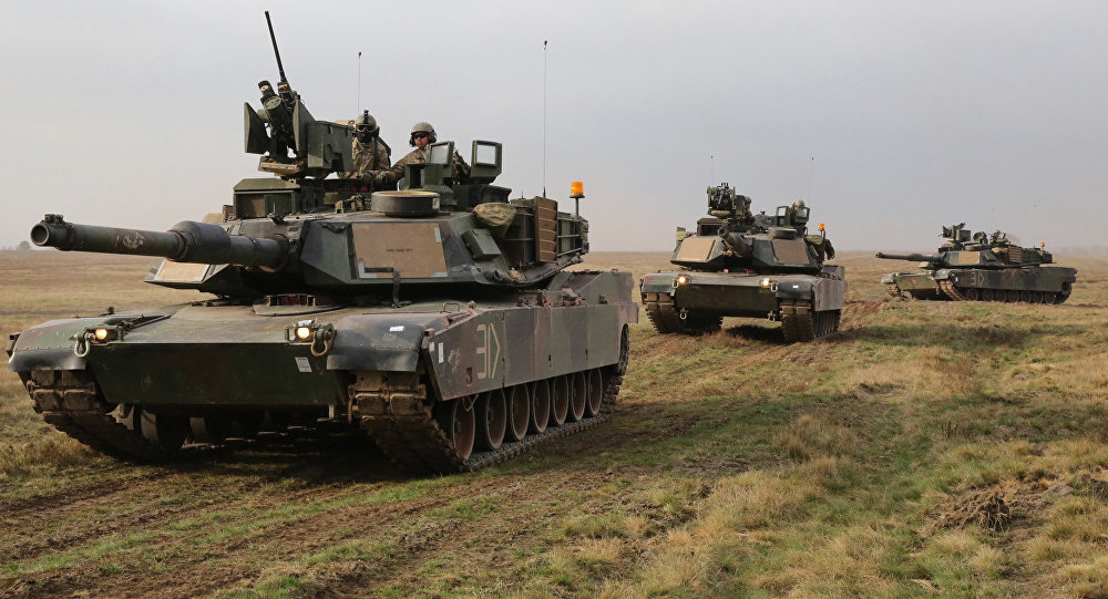Кошмар Путина наяву: американские танки Abrams и БМП Bradley уже у границ России - тысячи солдат США и Эстонии проводят совместные военные учения