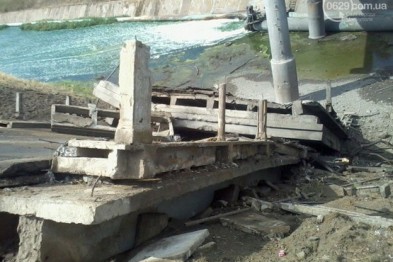 ​Под Мариуполем взрывом полностью уничтожен мост