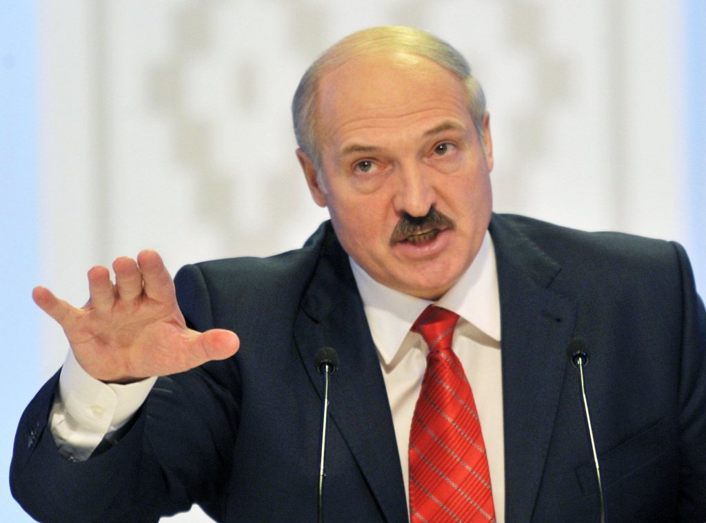 Лукашенко поставил Кремль на место - такого от него не ожидал никто: "Включим Россию в состав Беларуси"