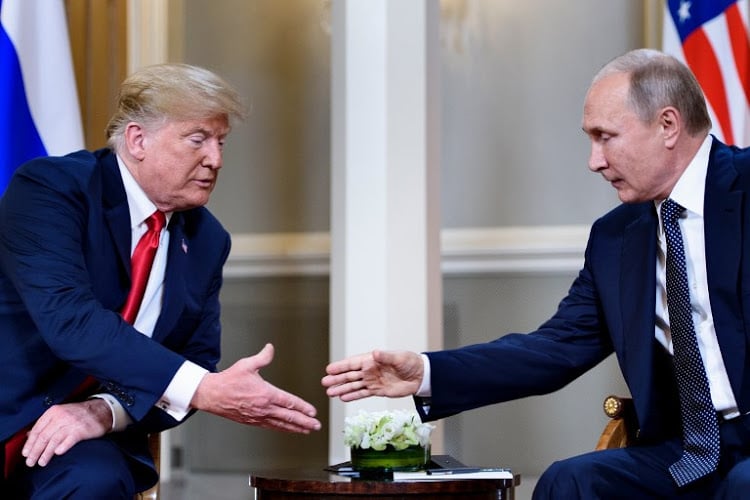 ​"Все пропало, нам американцев не догнать", - россияне заподозрили Путина в работе на Трампа из-за разрыва ДРСМД