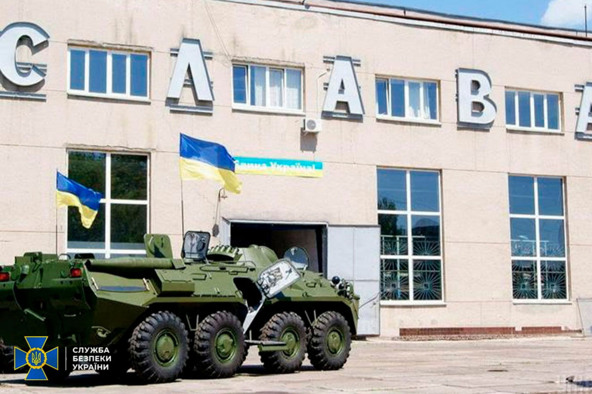 ​СБУ: на Николаевском танковом заводе разворовали детали к БТР, предназначенным военным в ООС