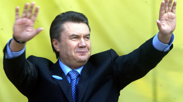Янукович возвращается в Донецк: в городе появились приемные экс-президента