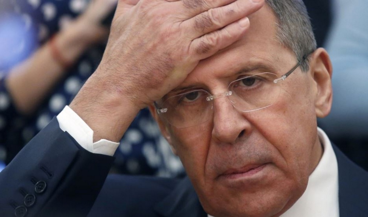 Печальный Лавров уже не в состоянии удержать ситуацию: ЕС "нокаутировал" РФ жесткими решениями