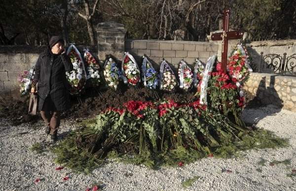Власти Севастополя рассказали, почему Януковича похоронили на воинском кладбище 