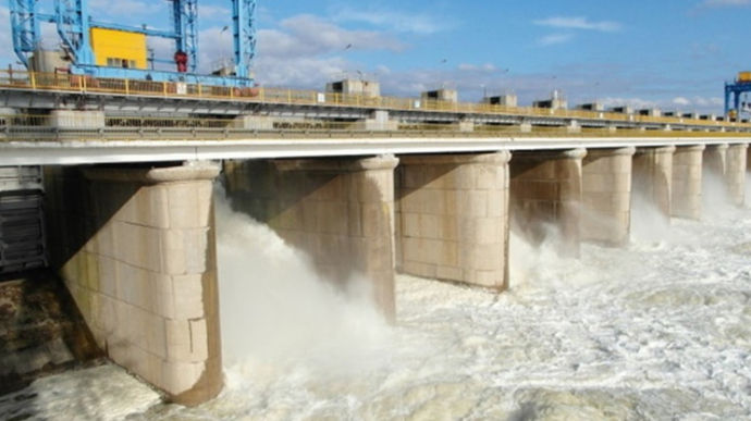 Российские оккупанты готовы взорвать Каховскую ГЭС и затопить Херсонщину