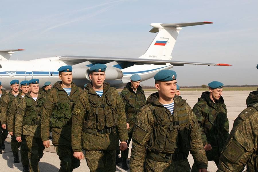 ЗМІ дізналися, скільки тисяч російських військових перекидають до Казахстану на придушення протестів 
