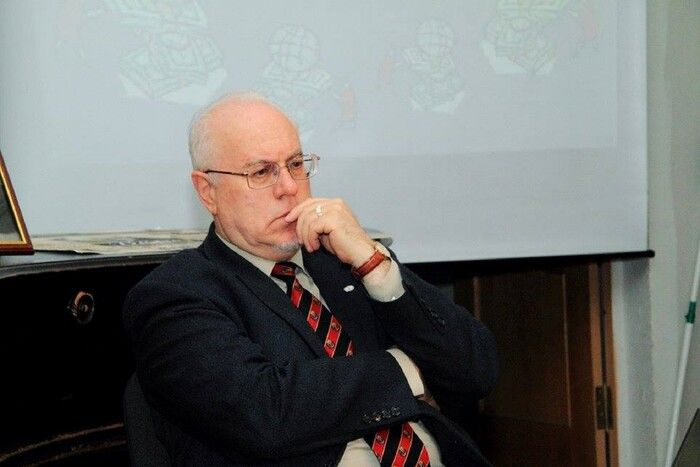 Економіст Ігор Ліпсиц озвучив гучний прогноз: "Рубль обвалиться у 2 рази, майбутнє Росії злиденне й убоге"