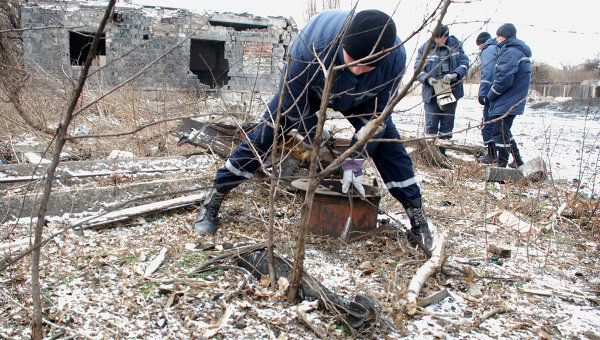 ​Спасатели МЧС обезвреживают в Донбассе снаряды от «Нон», «Градов» и мины