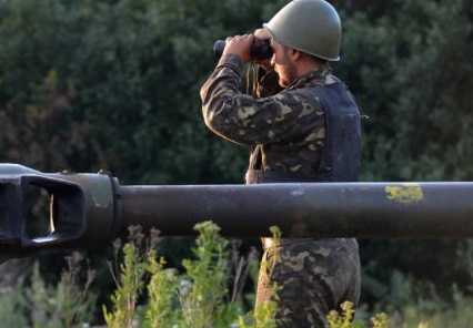 Отвод тяжелого вооружение от зоны безопасности - основная гарантия прекращения огня - Захарченко