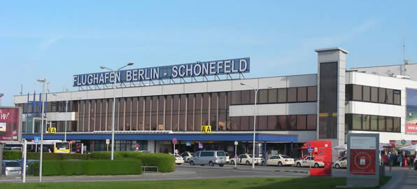 ​Пассажиров берлинского аэропорта «Шонефельд» эвакуировали из-за угрозы взрыва