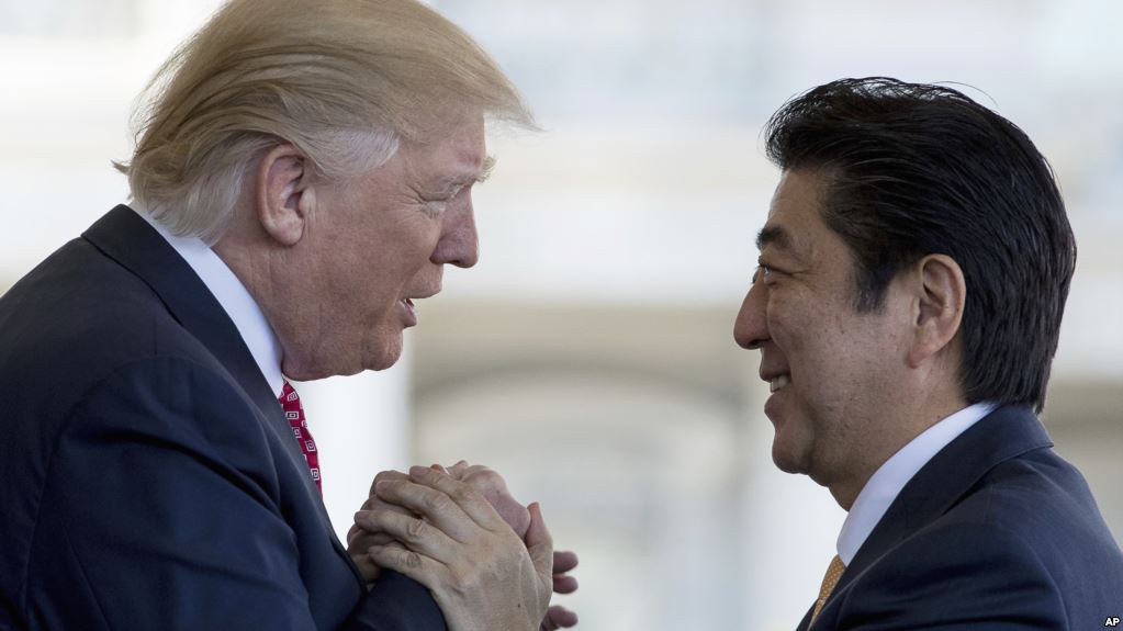 Время применить максимальное давление: стали известны подробности встречи Трампа с японским премьер-министром Абэ по северокорейскому вопросу