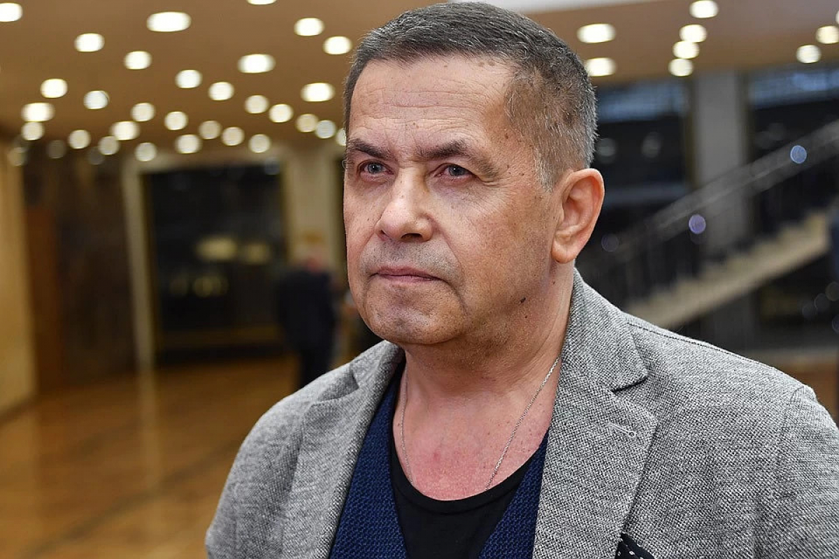 Солист "Любэ" Расторгуев предложил MARUV уехать в Россию и оскорбил Украину: "Там одни д@билы живут"