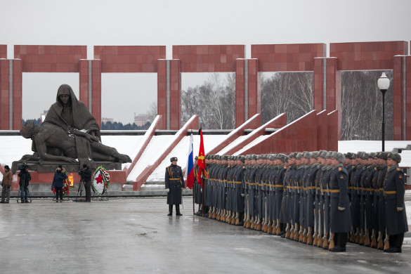 ​В РФ экономят на похоронах - погребение первых лиц государства подешевело вдвое