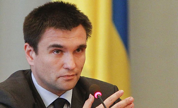 ​"Не коллекционирую паспорта и ложь", - Климкин жестко ответил Саакашвили на скандальное заявление о наличии у него паспорта России