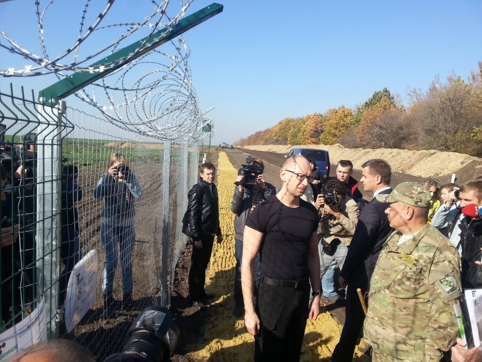 СМИ: правительство Украины экономит на обороне страны
