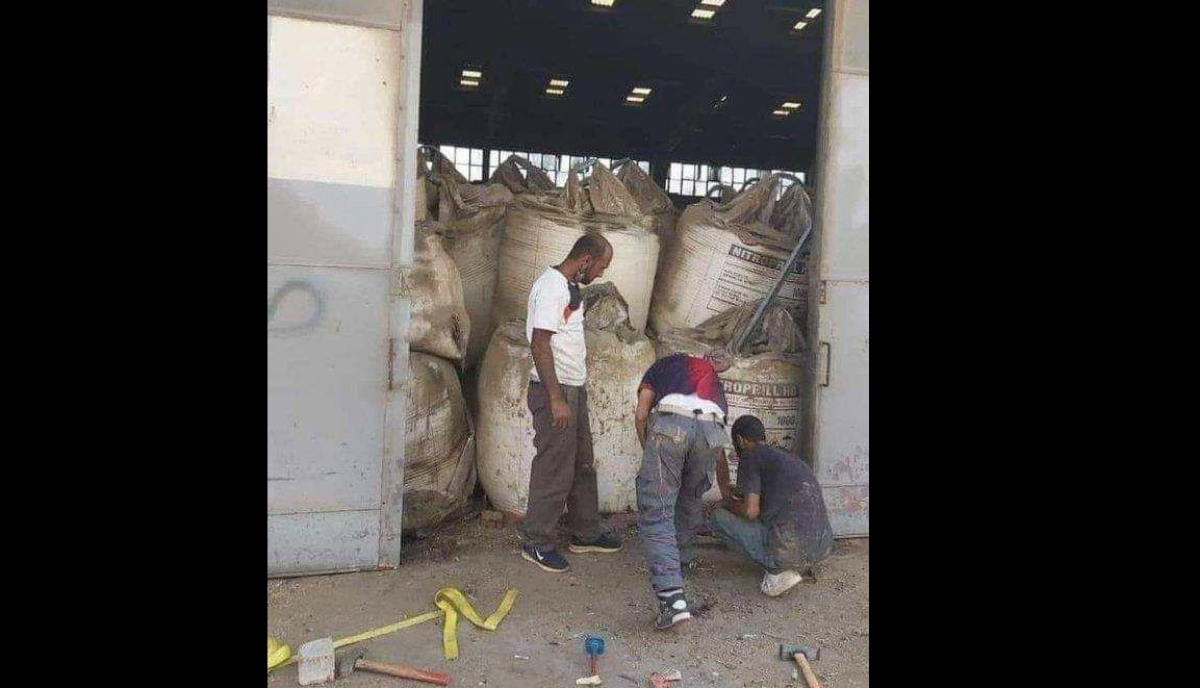 Появилось фото селитры в порту Бейрута: перед взрывом произошла роковая ошибка