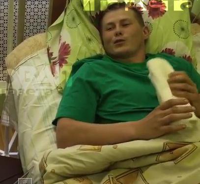 Задержанный в Донбассе россиянин заявил, что их обстреливало "ополчение"