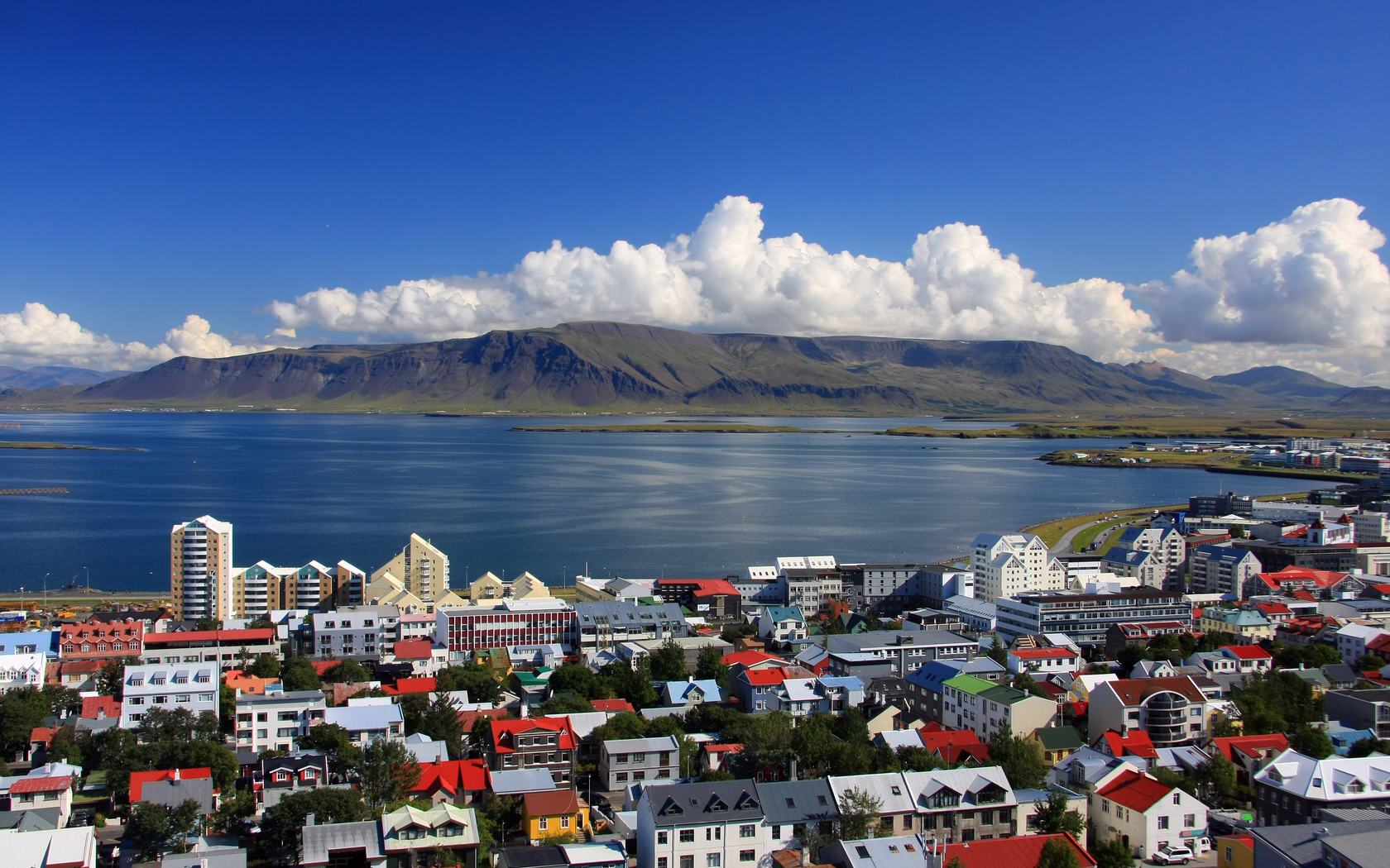 Исландия упростила визовый режим с Украиной