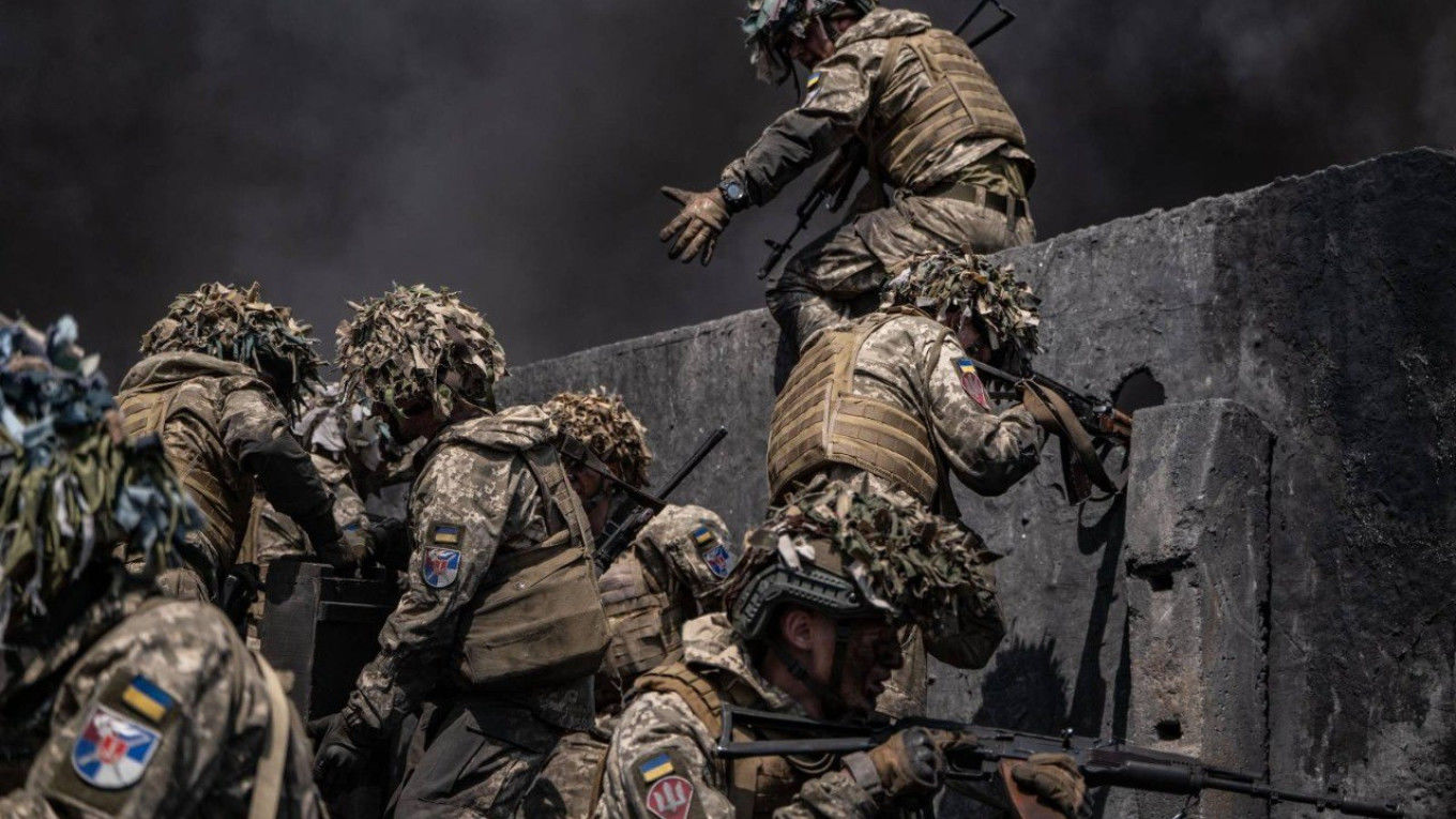 "Разведка боем": СМИ узнали подробности атак ВСУ на Запорожском направлении