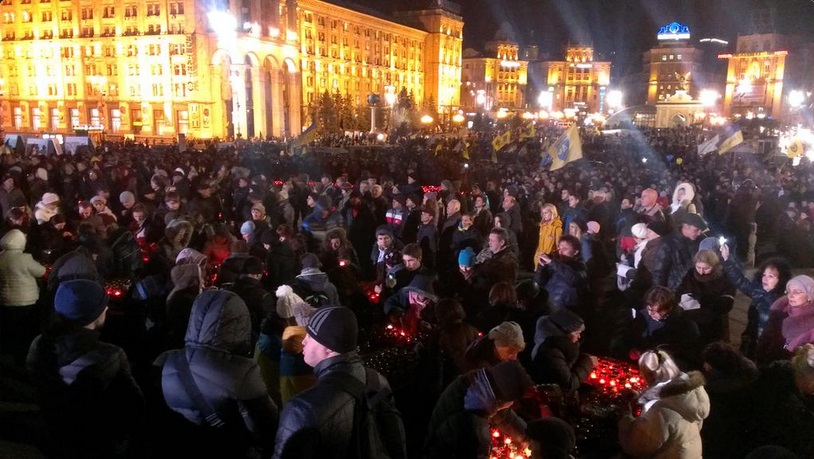 Спустя год Майдан собрал 10 000 человек - призывают Россию вставать