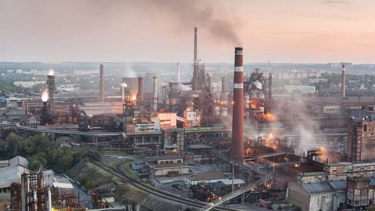 В Донецке горел крупнейший завод - "власти" "ДНР" назвали причину