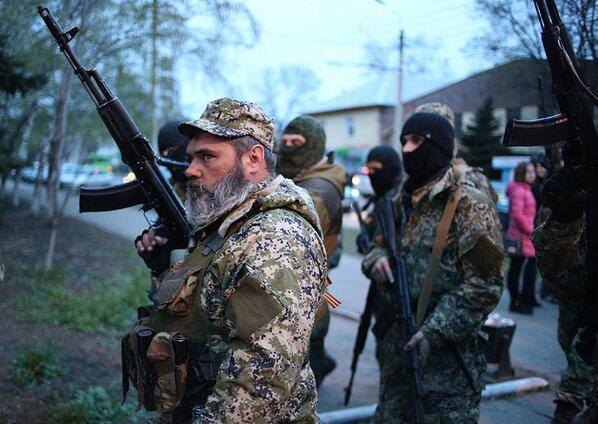 Захарченко: Силы АТО не соблюдают "режима тишины", поэтому мы не готовы отводить артиллерию 