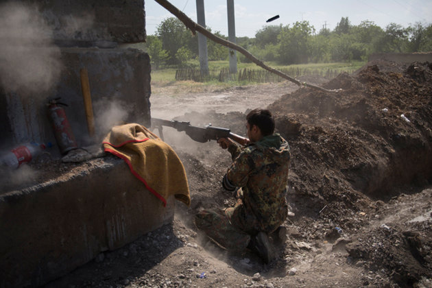 СНБО: Украинская армия не готова сдавать оружие и становиться на колени