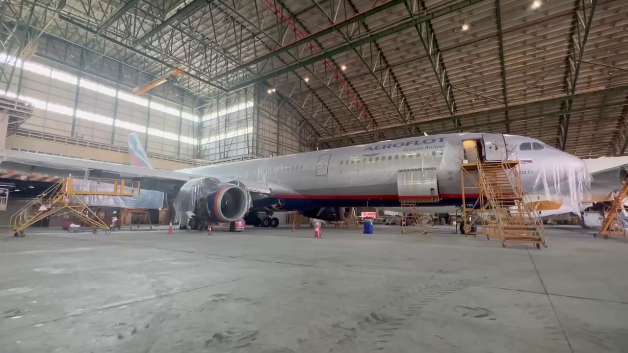 Отправленный на ремонт из РФ самолет Аэрофлота застрял в Иране на 11 месяцев – СМИ