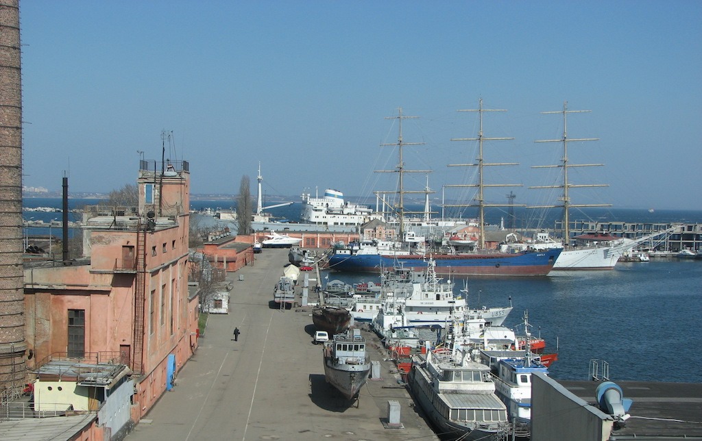 Военные РФ незаконно остановили и допросили уже почти 700 кораблей, идущих в порты Украины, - Воронченко