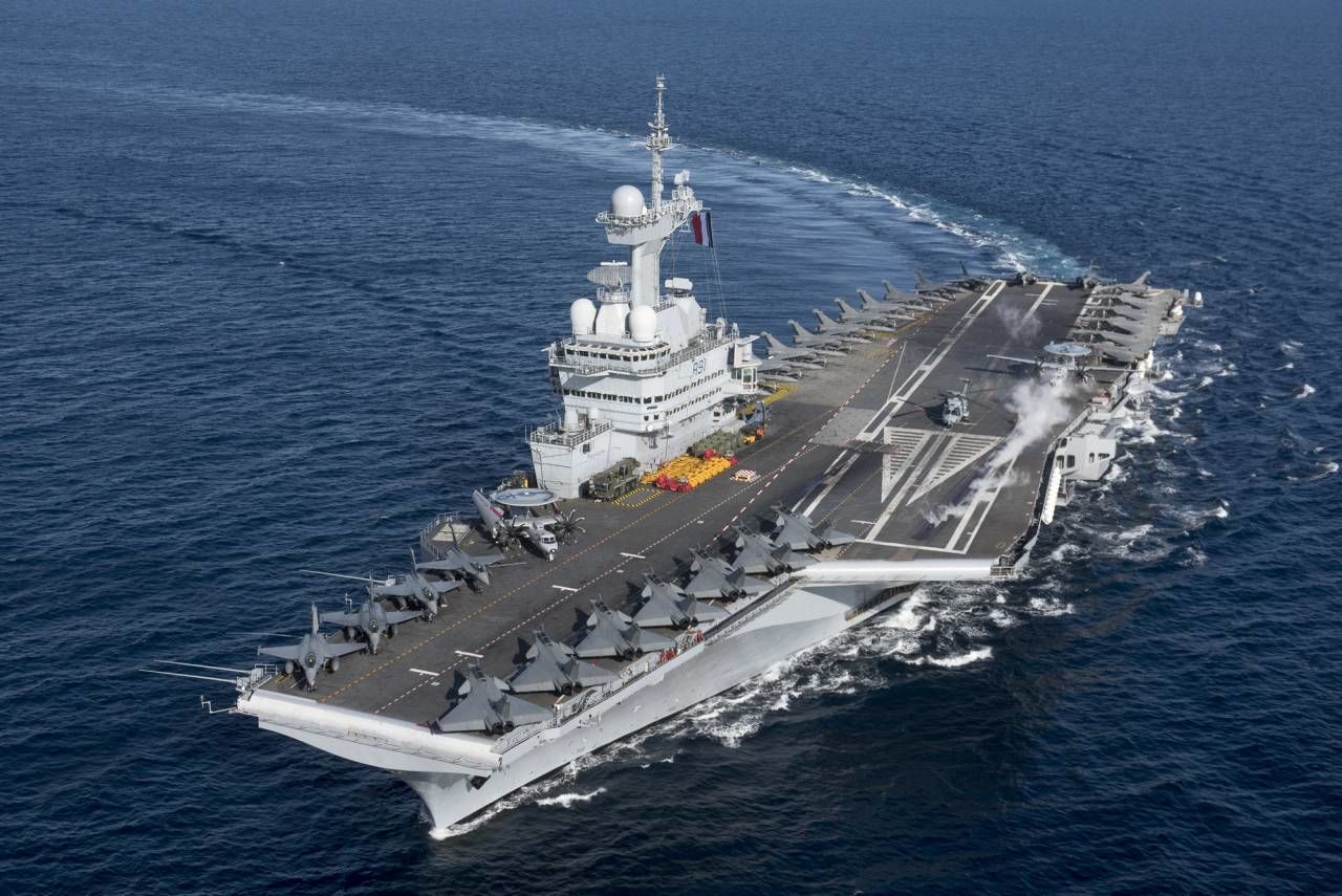 В ЕС призывают направить боевые корабли к Тайваню на фоне неоднозначного заявления Макрона