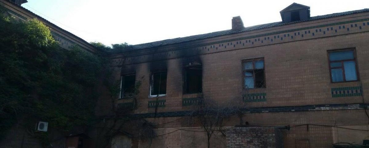 Комнаты выгорели дотла: опубликованы страшные кадры с места пожара в хостеле Запорожья, где заживо сгорели ночевавшие люди