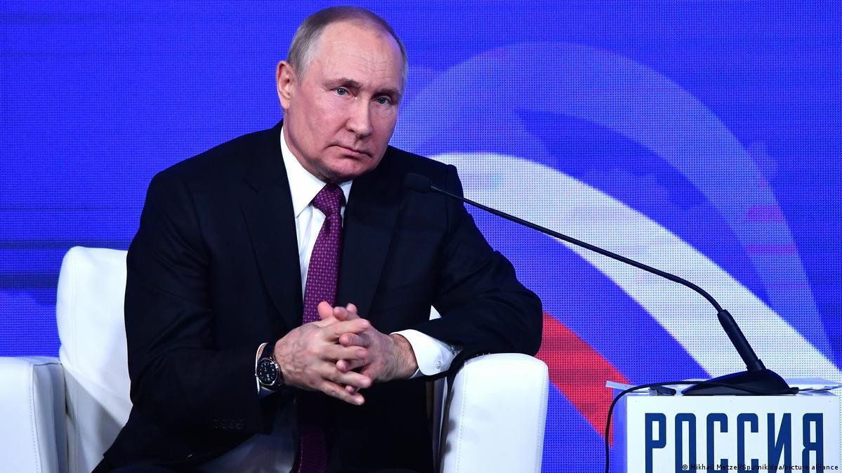 Невзоров о главной фобии Путина: "Побиты все рекорды страха и безумия"