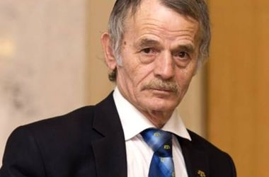 Сайт Европарламента опубликовал информацию о том, что на получение премии Андрея Сахарова в сумме 50 000 евро претендует экс-глава Меджлиса