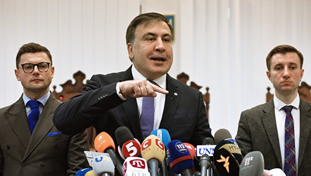 Саакашвили обещает пойти в наступление и вывести на улицы миллионы украинцев: политик сделал резонансное заявление в здании суда