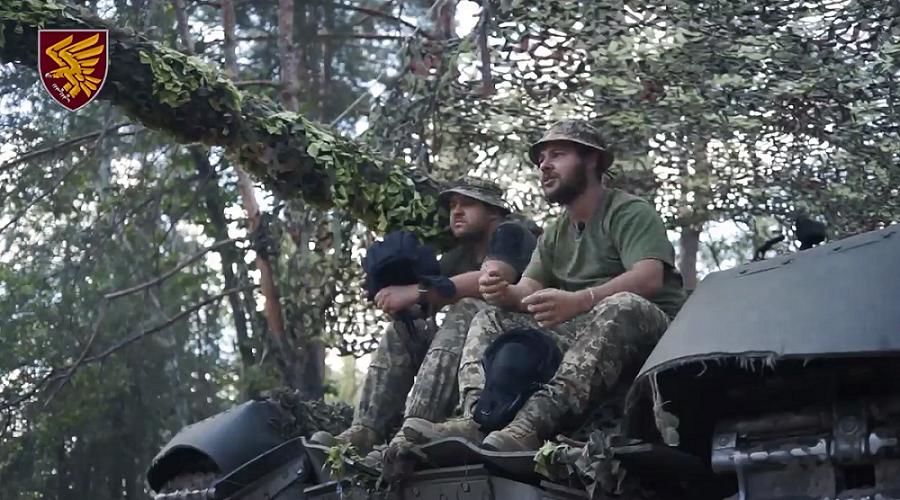 В Торецке танкисты 95-й ОДШБр пережили подрыв на мине и пробились из окружения - видео