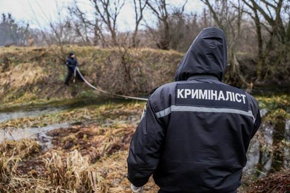 "Нашел в 400 метрах от тела. Да там могло быть все, что угодно", - гражданский экс-муж Ноздровской поделился новыми подробностями убийства