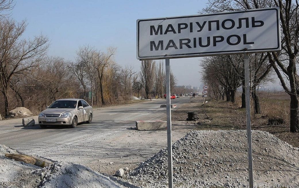 В Мариуполе замечено странное движение российских танков в сторону Бердянска