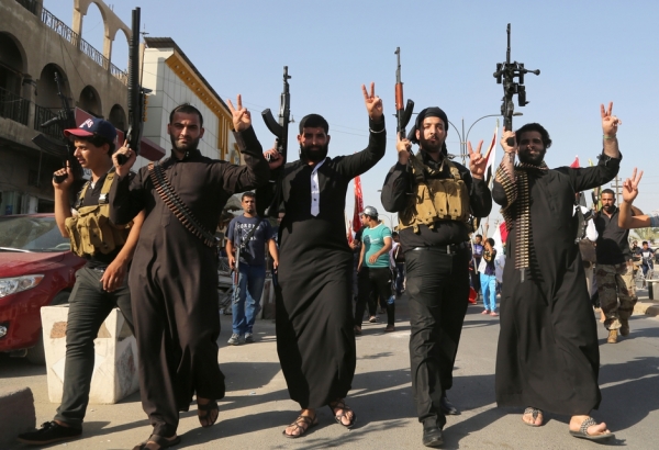 Шокирующие зверства в рядах ИГИЛ: боевики извлекают органы из своих пленных
