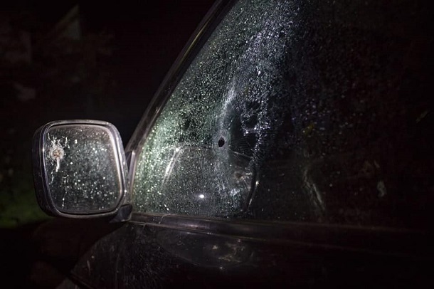 Диверсанты обстреляли авто комбата "Правого сектора" на Донбассе: опубликованы кадры и подробности