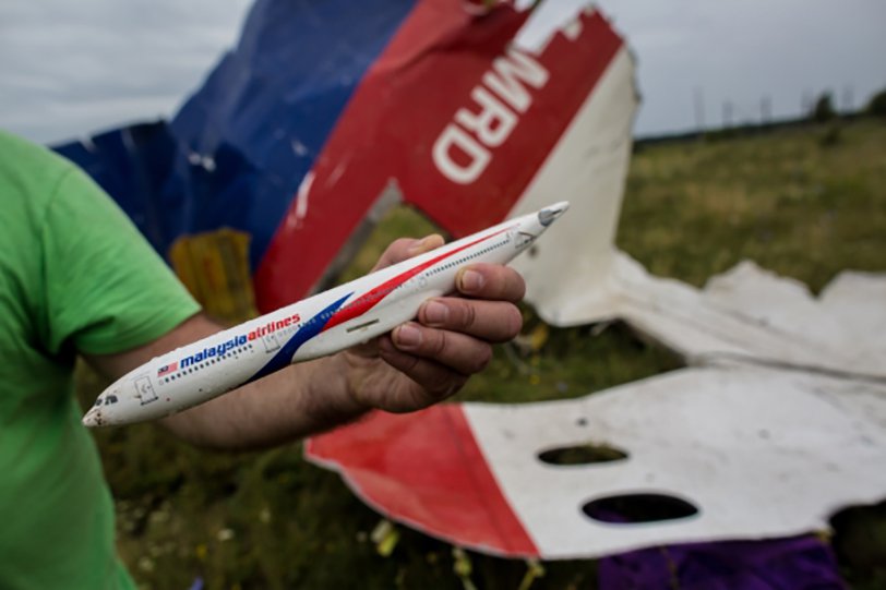 Как ведутся поисковые работы на месте крушения "Боинга-777" в Донецкой области