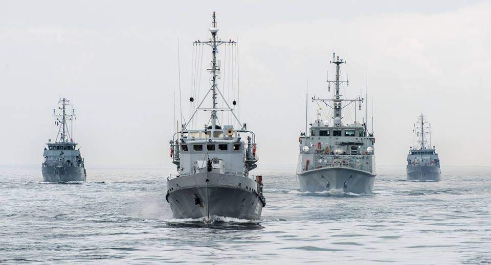 Стрельбы в Азовском море: ВМС Украины провели военные маневры с новыми катерами – подробности