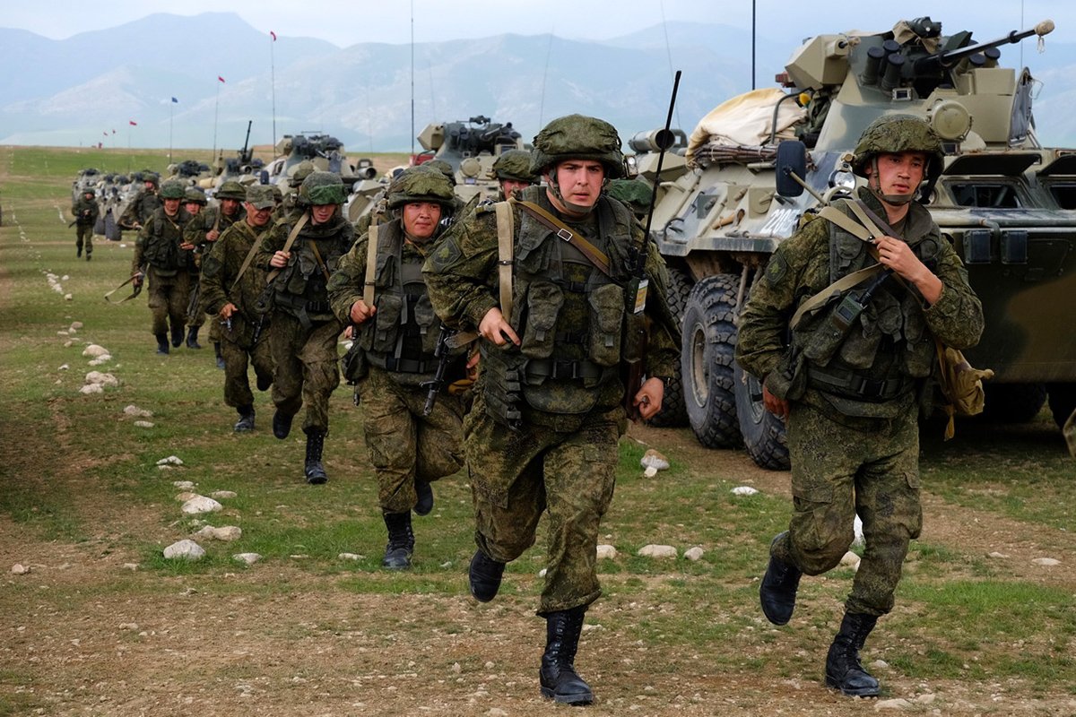"Полное вторжение", - эксперт рассказал, когда Россия планирует напасть на Украину
