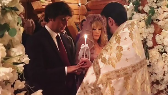 "Принял православие и получил благословение на повторный брак", - Пугачева и Галкин дали первые комментарии после венчания